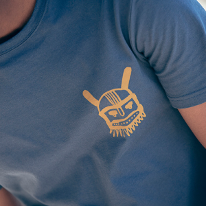 тениски и потници