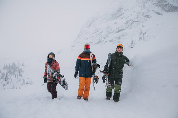 w18-burton-living-lining-2