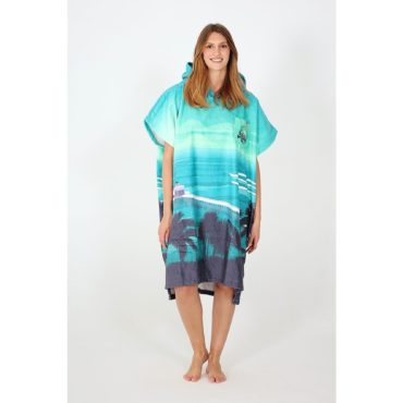 poncho-destination-malibu poncho-destination-malibu
