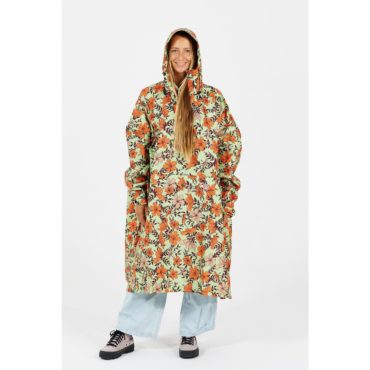 rain-poncho-north-shore rain-poncho-north-shore