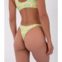 wswbeu00003_704_00-hurly-chekiest-print-banski-5
