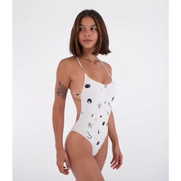 wswoeu00003_u073_00-hurly-swim-onep-urban-tide-banski-1